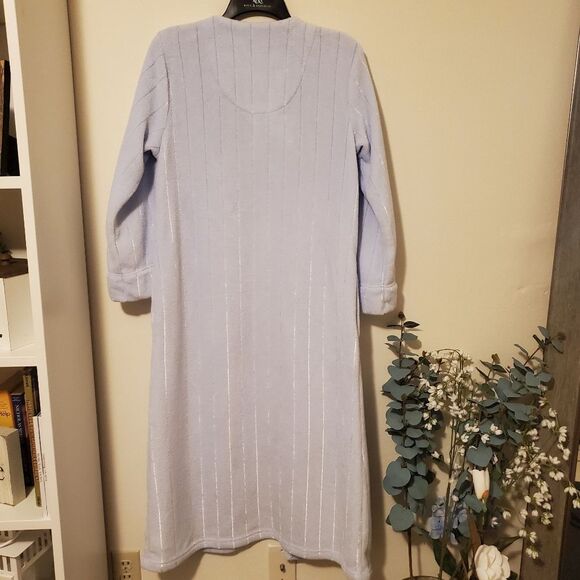 Miss Elaine Lounger Robe - Picture 6 of 9